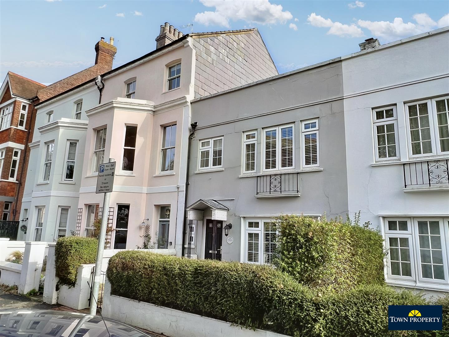 Property Details for Grange Road Eastbourne BN21 4EU Town Property